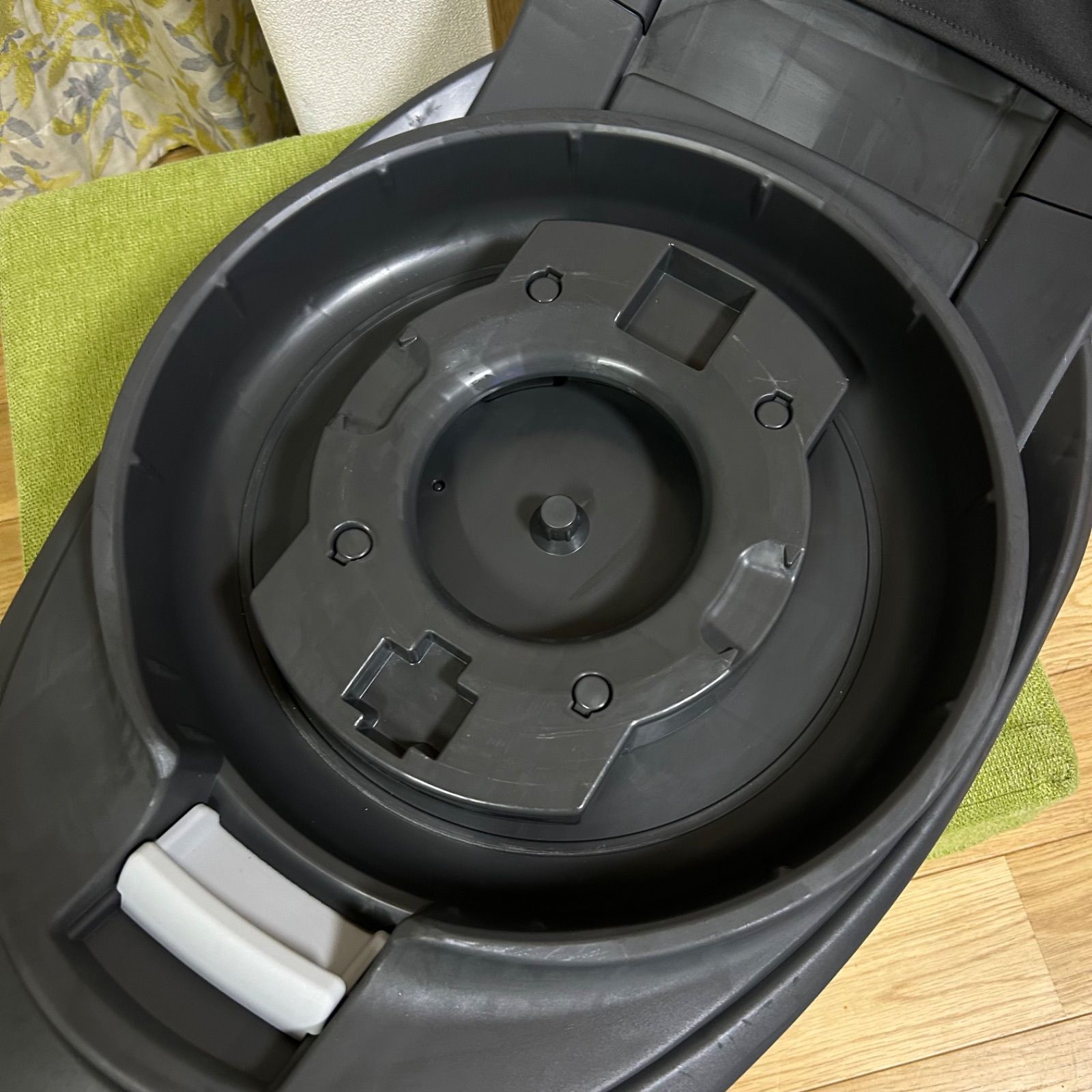 combi THE S のせかえベース 載せ替えベース 乗せ替えベース isofix ザエス