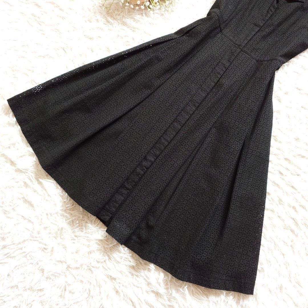 近年モデル FOXEY フォクシー モノクローム 襟付き カットワーク