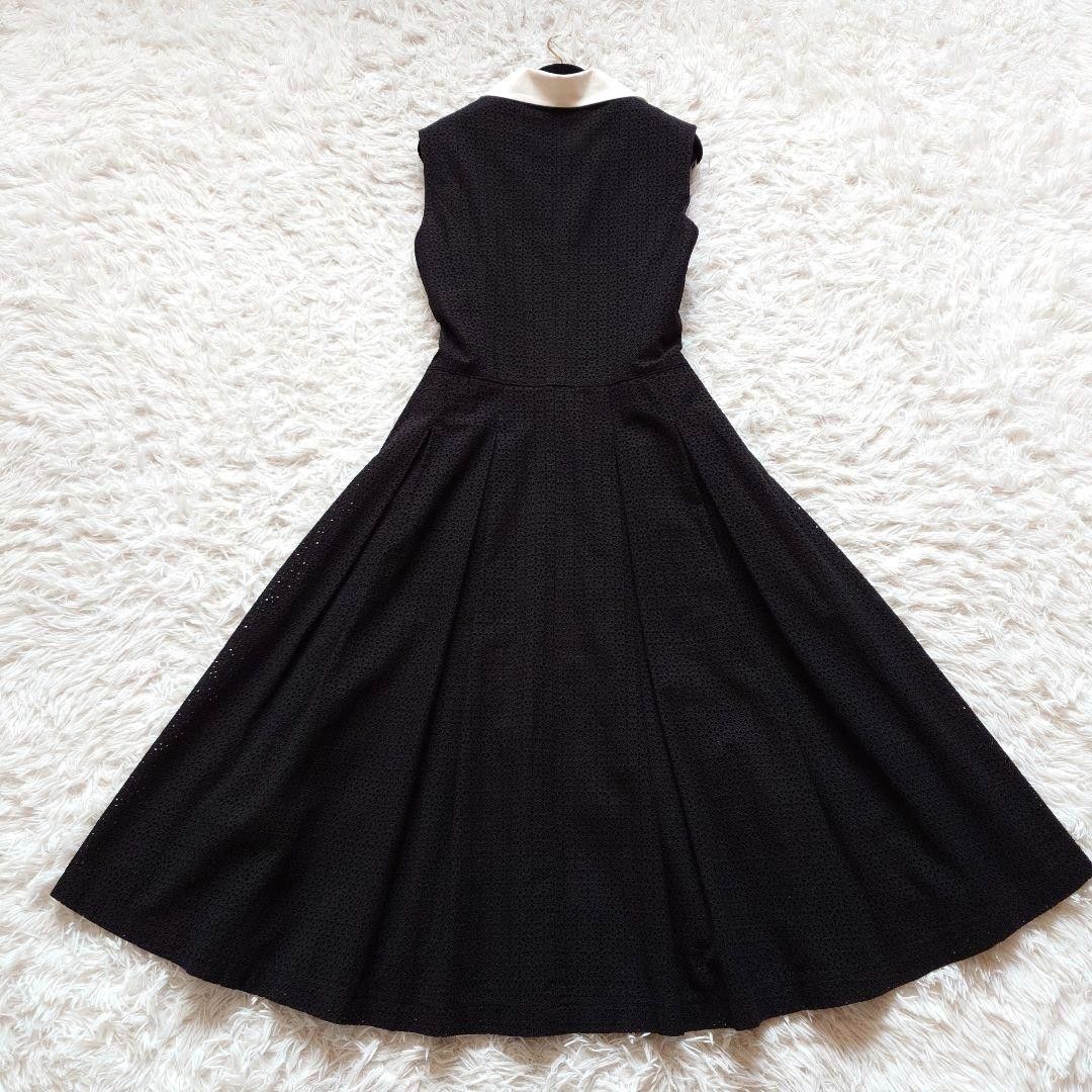 近年モデル FOXEY フォクシー モノクローム 襟付き カットワーク