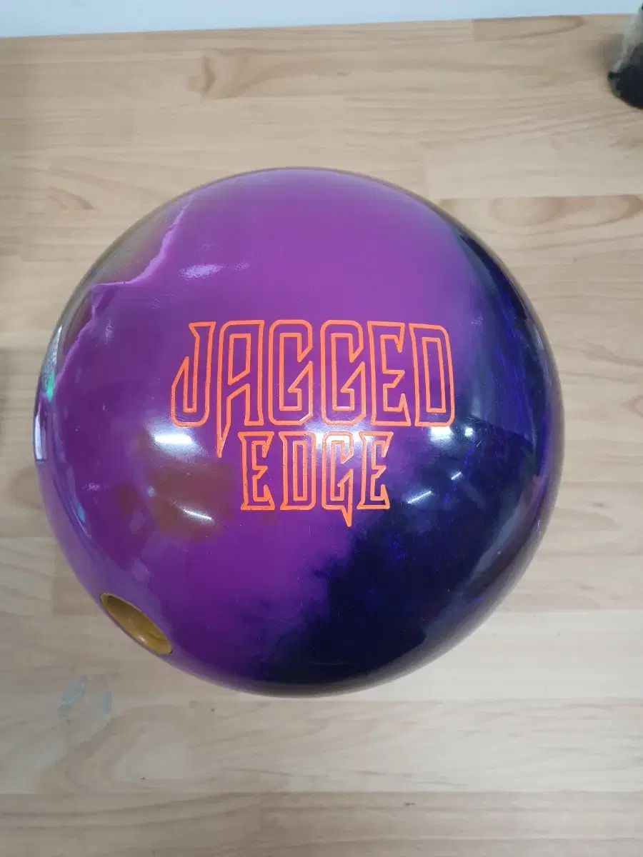 ボーリングボール 15 p ジャギッドエッジ ハイブリッド