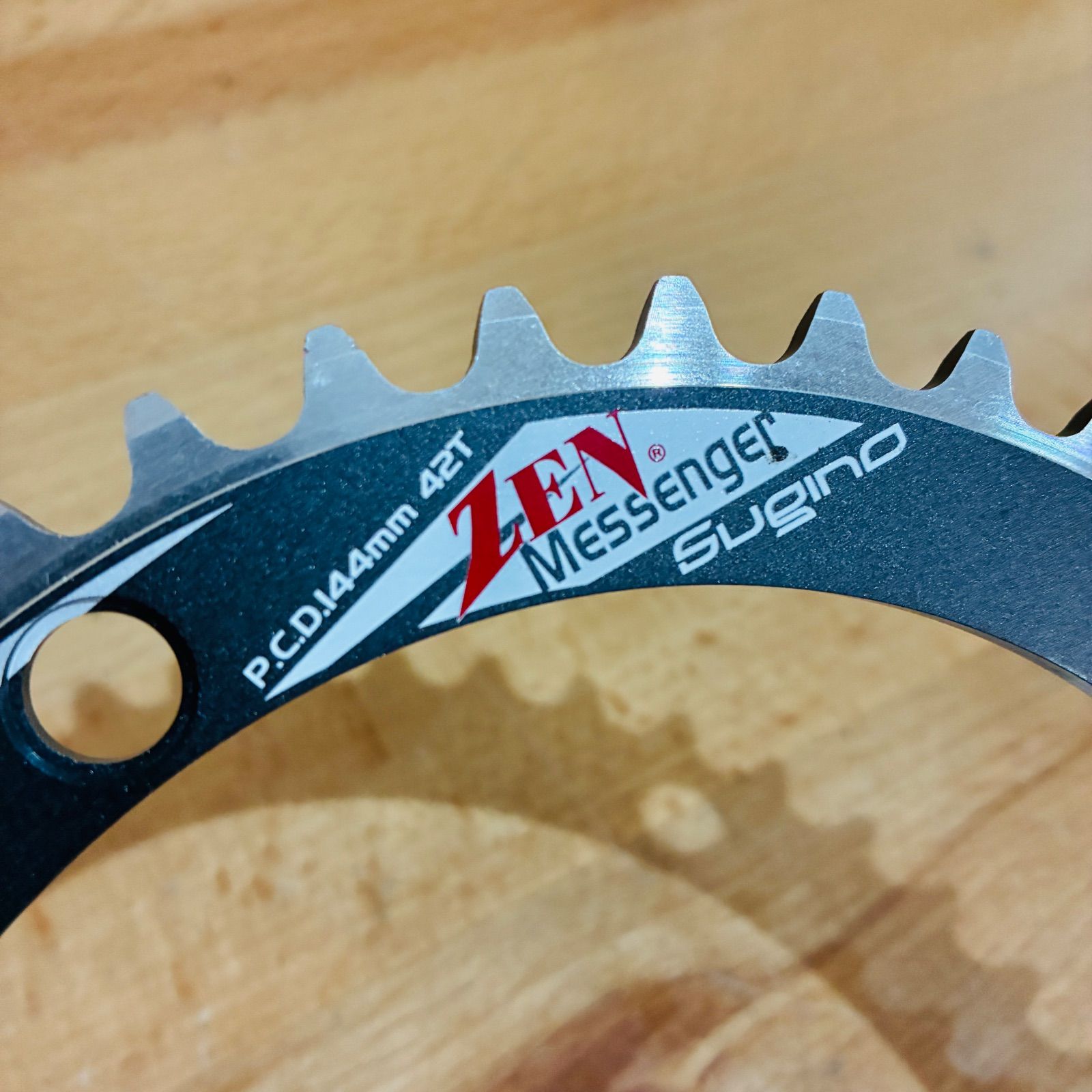 未使用】 スギノ ZEN Messenger P.C.D.144mm 42T 5アーム CRITERIUM 禅