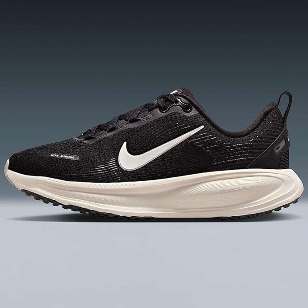 ナイキ ボメロ 18 J Vomero ブラック ココナッツミルク アイアンオール サミットホワイト HQ 2157-004 24.0 cm