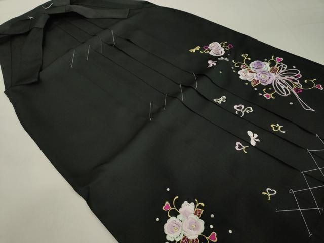 平和屋着物 女性 行灯袴 総刺繍 草花 黒色 金銀糸 卒業式 洗える着物 tw