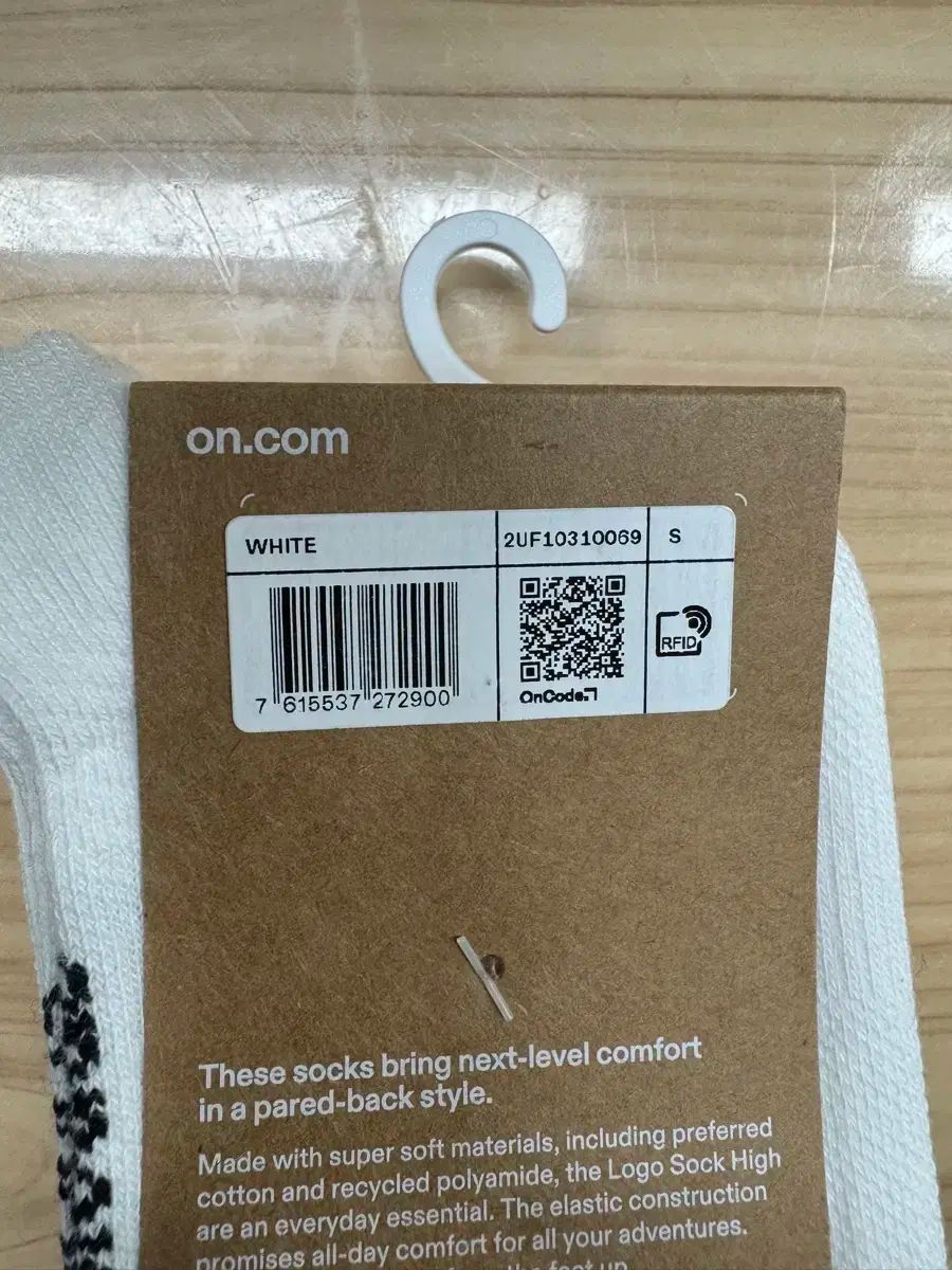 On ランニング ロゴ ハイ ソックス 3足 セット