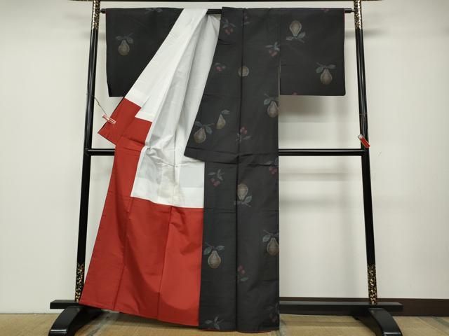  平和屋着物 本場大島紬 地空き 梨 さくらんぼ 正絹 ut 紬 着物