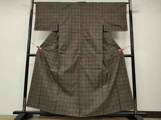 平和屋着物 本場大島紬 7マルキ 亀甲重ね文 正絹 ut