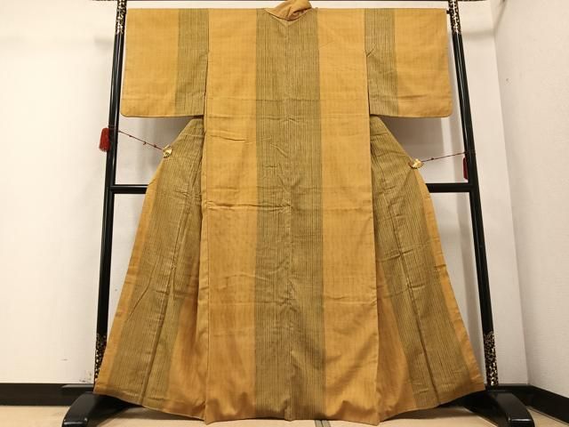 平和屋着物 上質な紬 間道 正絹 ph