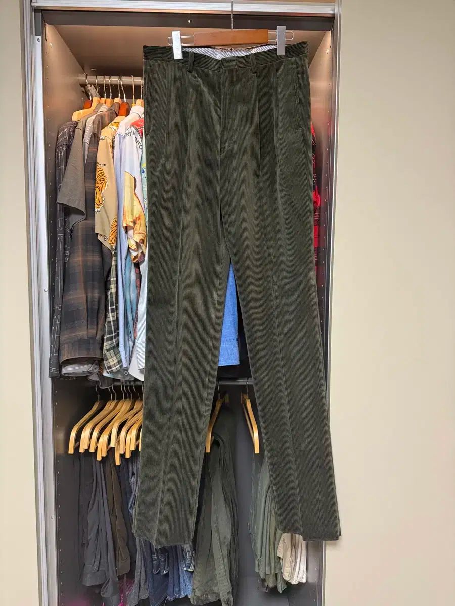ケネスフィールド コーデュロイ セール 2プリーツ トラウザー KENNETH