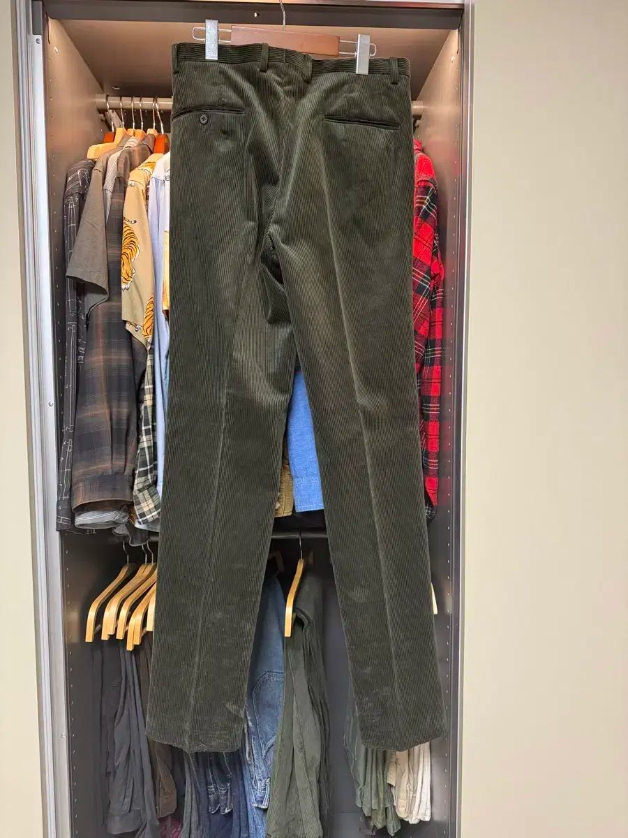 ケネスフィールド コーデュロイ セール 2プリーツ トラウザー KENNETH