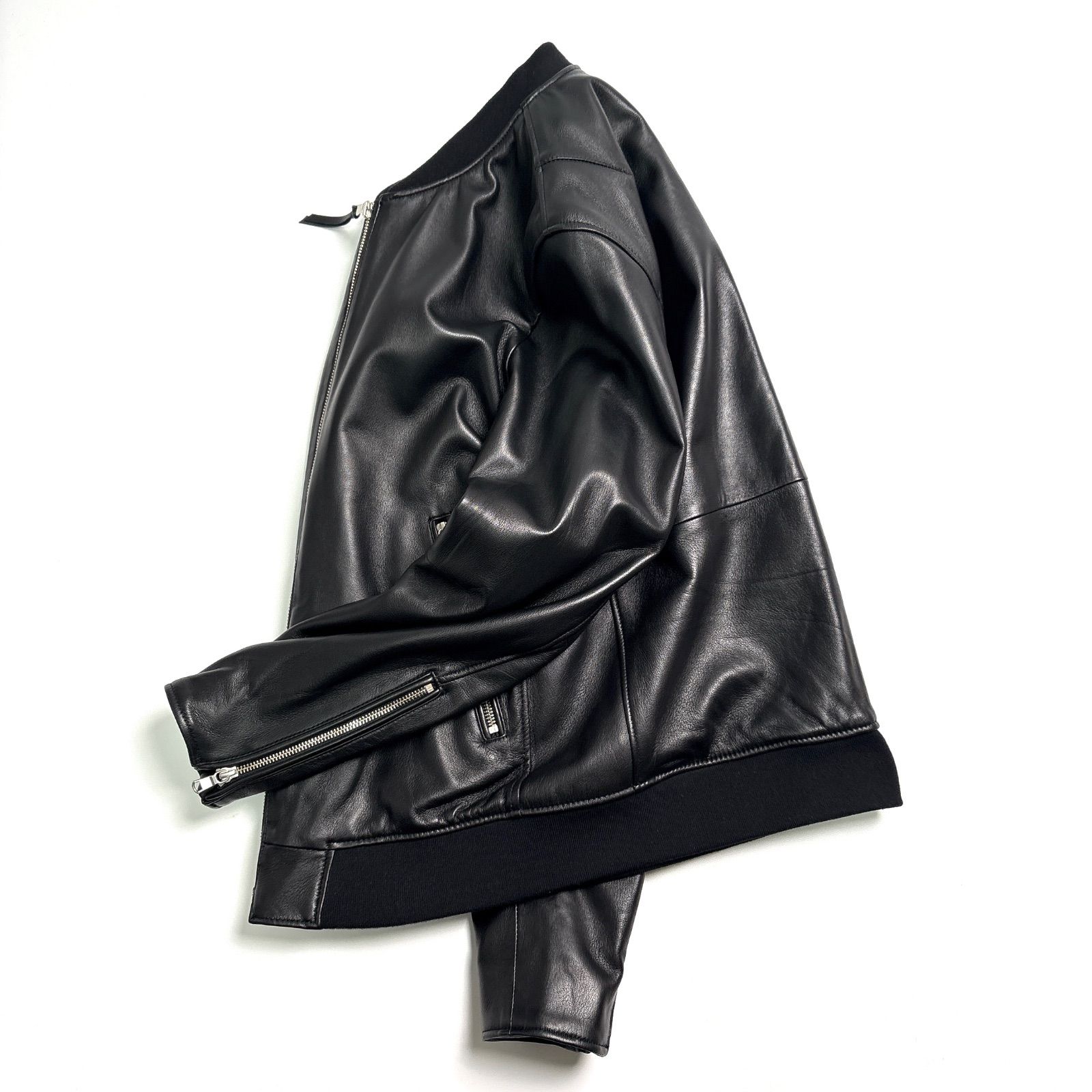 未使用✨【羊革】BEAMS HEART ブラックレザージャケット MA-1 羊革】BEAMS HEART レザージャケット 黒 L フライトジャケット MA-1