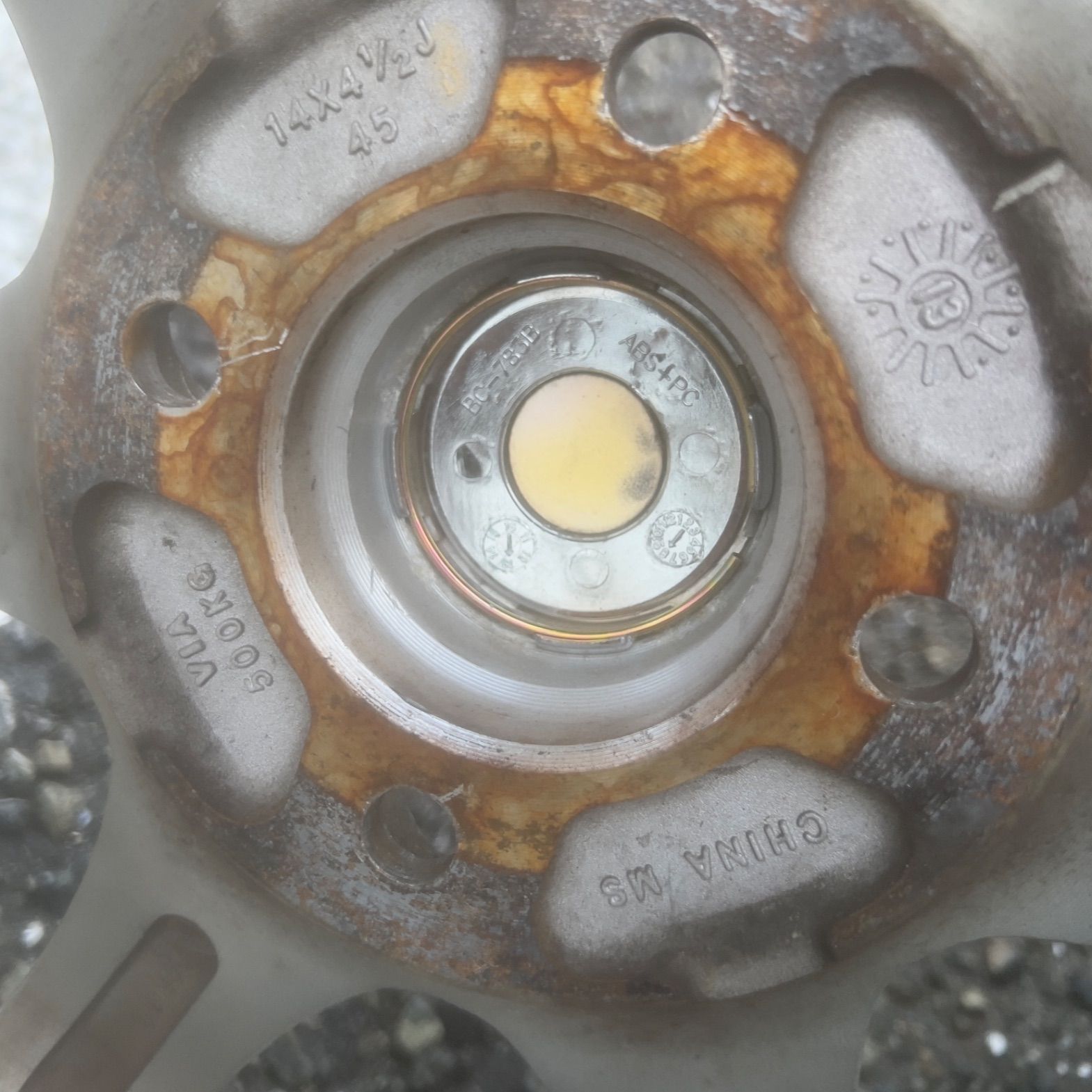  スタッドレスタイヤ MILLOUS ブリザック ブリヂストン VRX 2 155 65 R 14 14インチ タイヤ ホイールセット