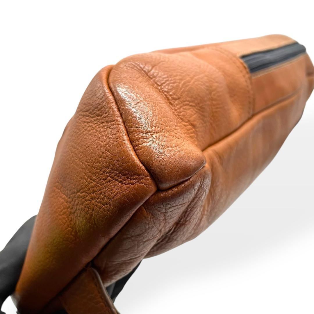 美品 COACH コーチ ショルダーバッグ ボディバッグ ヘリテージ