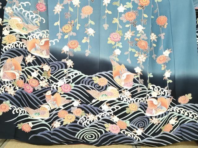 平和屋着物○豪華振袖 型染め 流水群れ鳥草花文 暈し染め 正絹 逸品