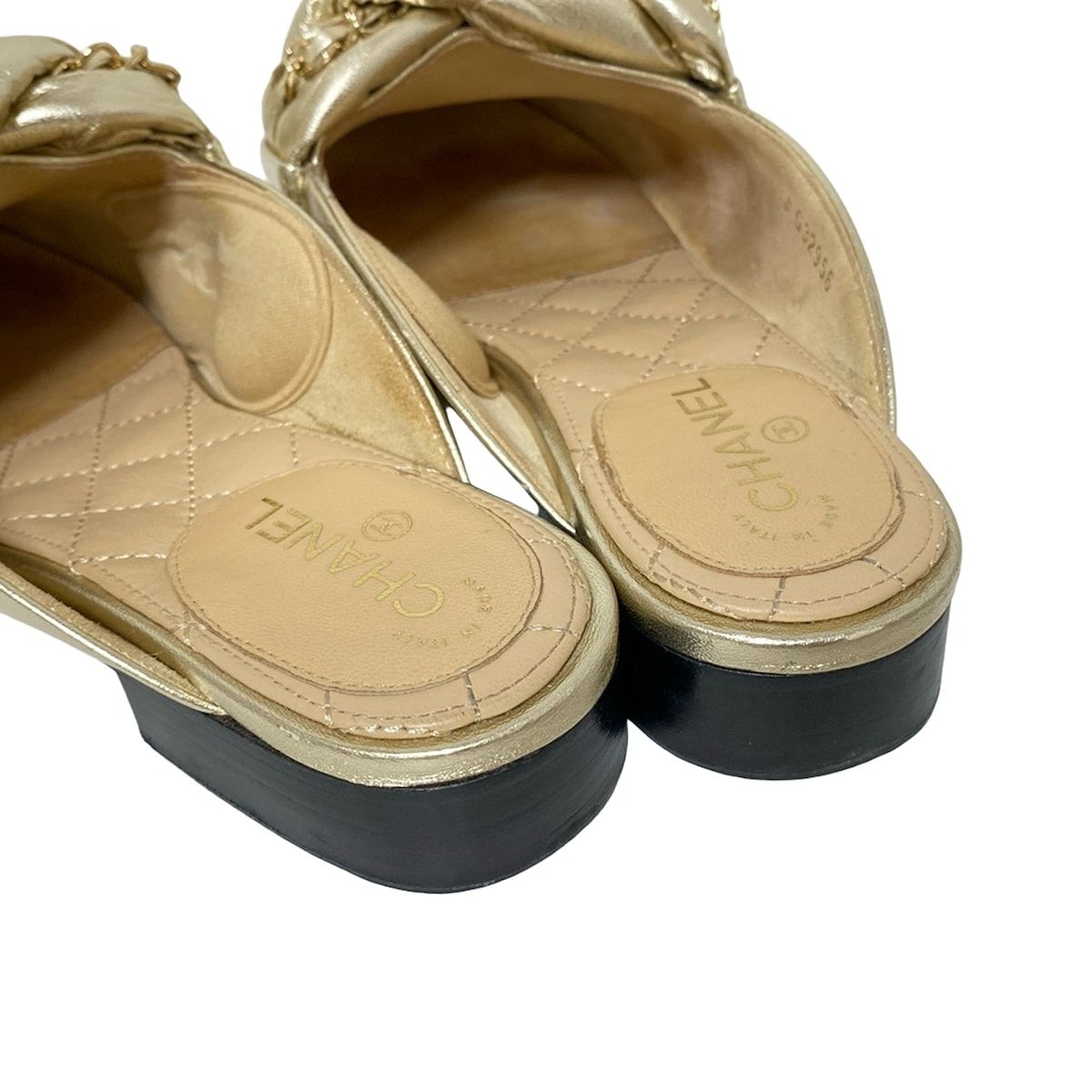 CHANEL(シャネル) ミュール 34 1/2 C レディース - G32956 ゴールド