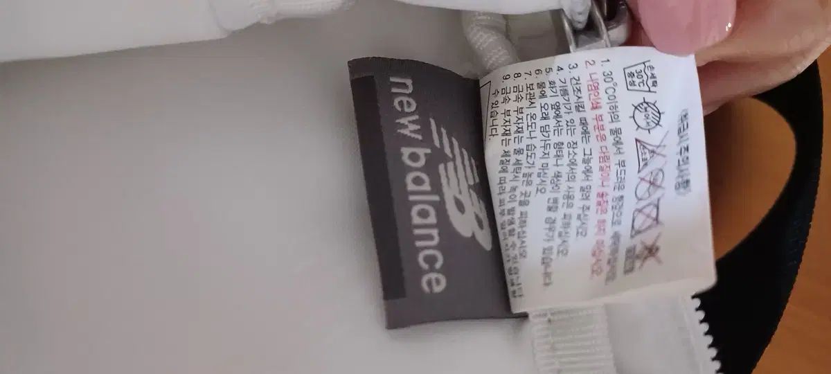  ニュー ンス クロスバッグです その他 アウトドアウェア小物