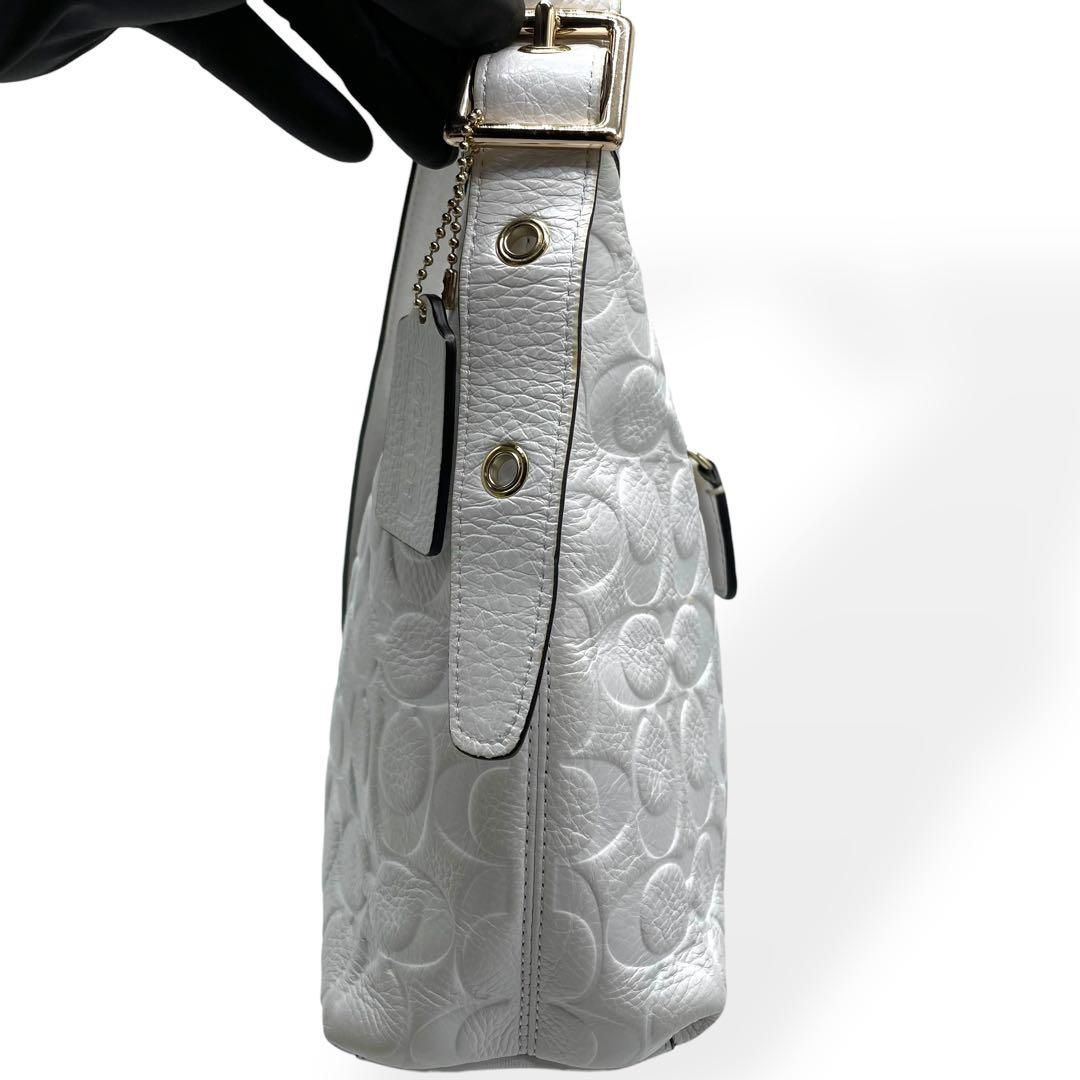 極美品 COACH ショルダーバッグ レガシー エンボスドレザー ホワイト