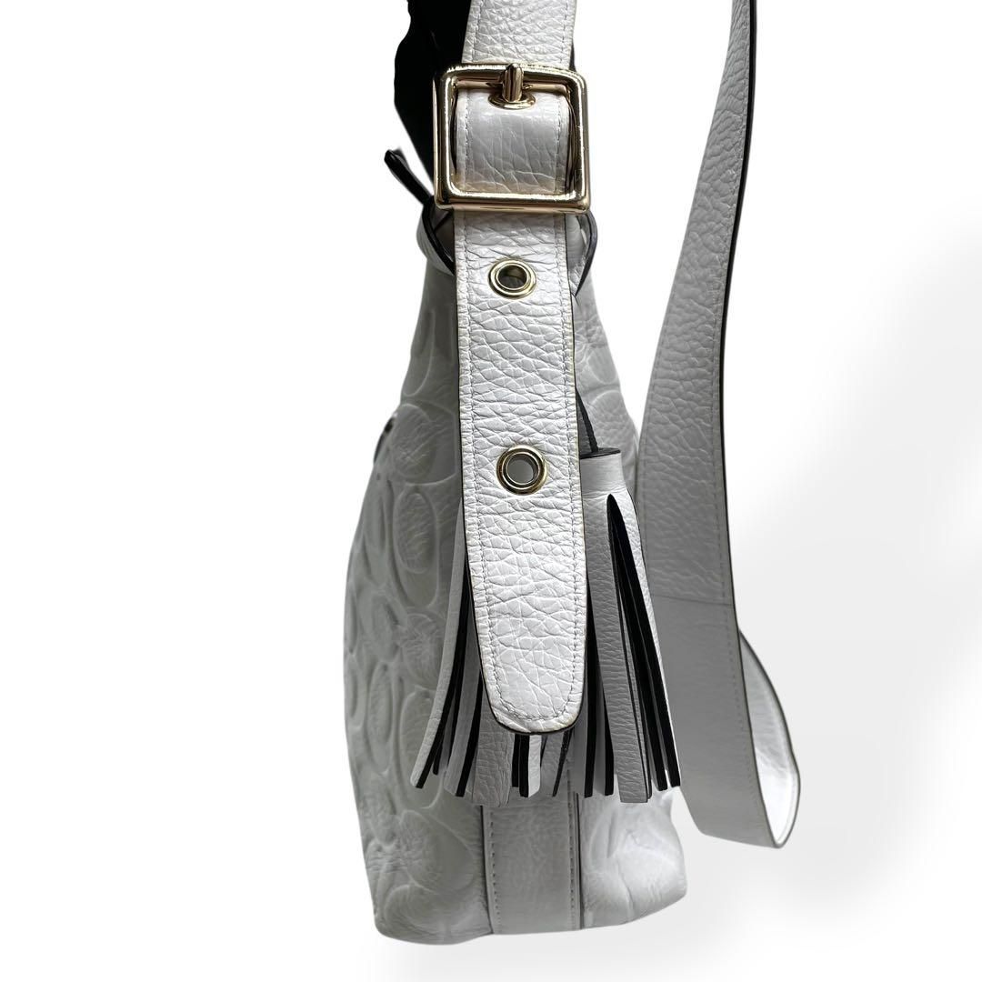 極美品 COACH ショルダーバッグ レガシー エンボスドレザー ホワイト