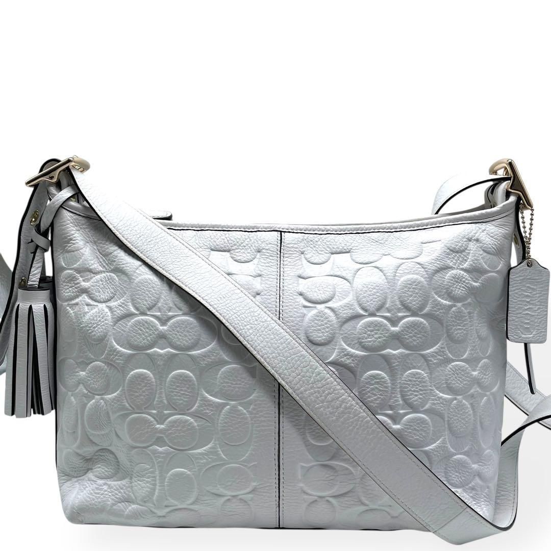 極美品 COACH ショルダーバッグ レガシー エンボスドレザー ホワイト