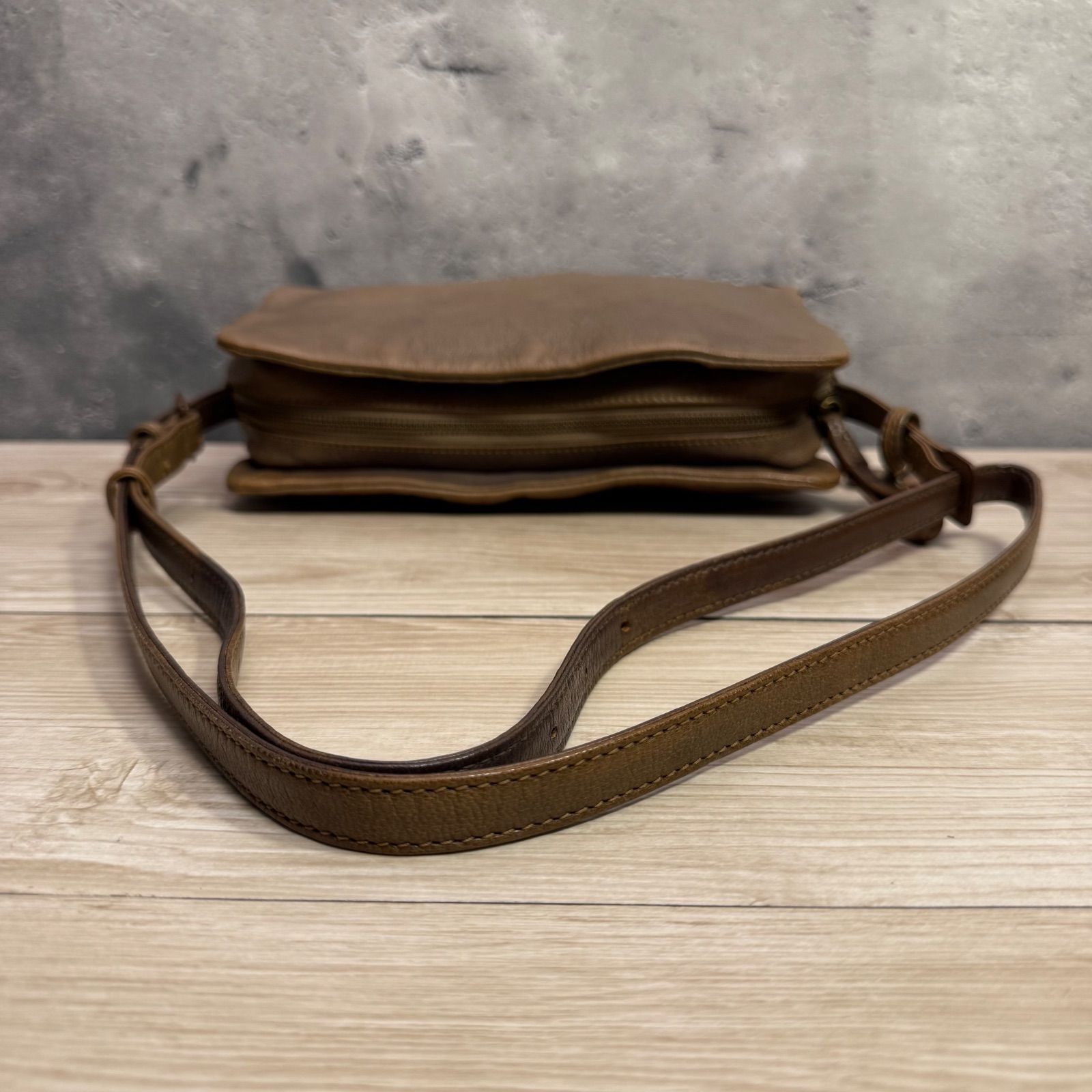 ✨genten ゲンテン ゴートレザー ヌメ ショルダーバッグ ブラウン 斜め