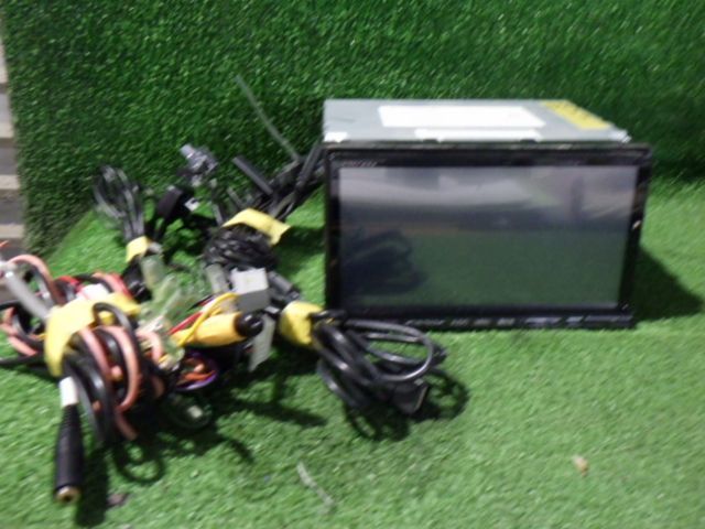 N 231 16 パナソニック CN R 300 D メモリ 4 4地デジ内蔵ナビ 2013年