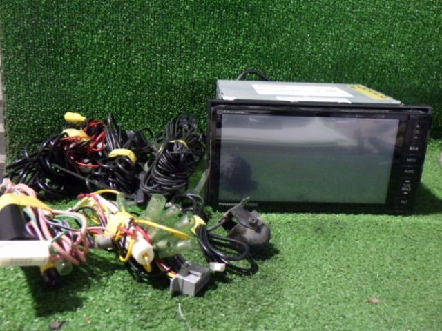 N 231 17 パナソニック CN R 300 WD メモリ 4 4地デジ内蔵ナビ 2013年 バックカメラセット