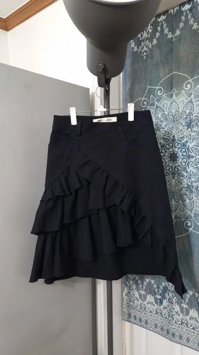 LUCKY ウール100 フリル ラップ スカート