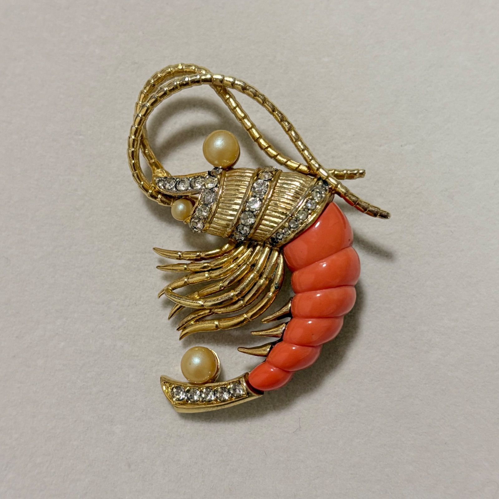 Vintage 天然サンゴ ブローチ