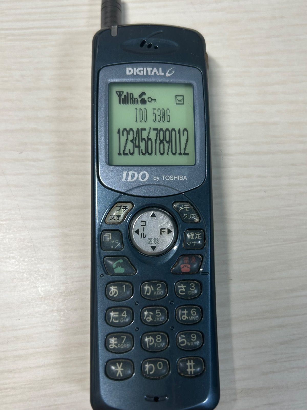 スマートフォン・携帯電話 モックアップ DIGITAL IDO TOSHIBA K202