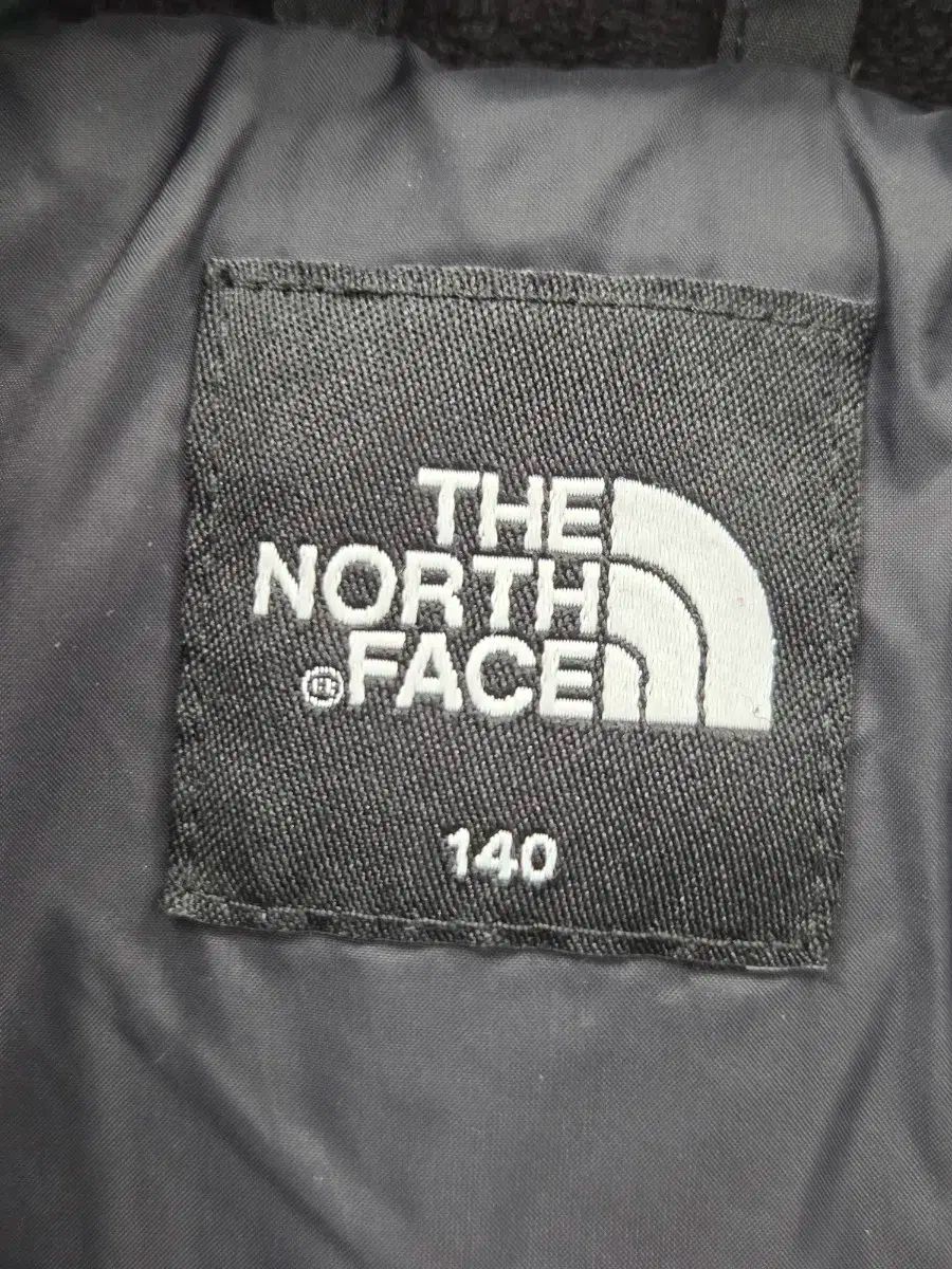 140 THE NORTH FACE kids ザノースフェイスキッズ グース ブラック ダウンジャケット ロング丈