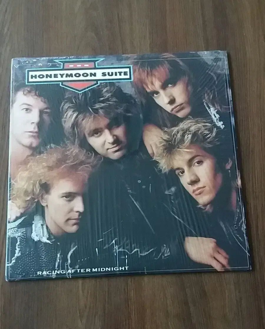 honeymoon suite lp 収益クラス