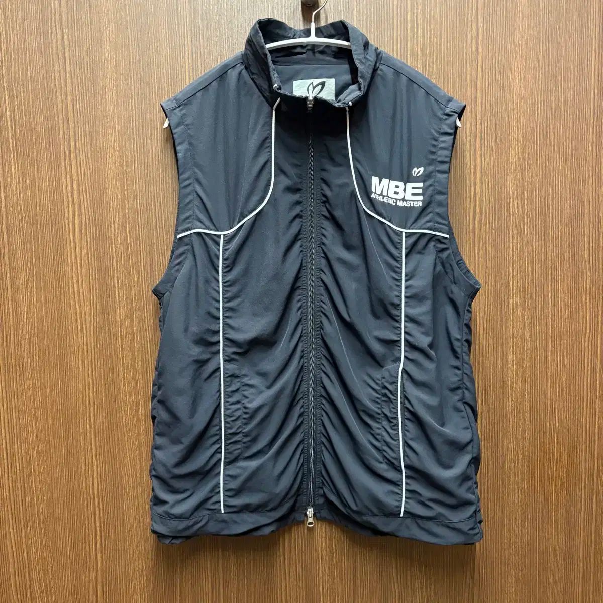 マスターバニーエディション ゴルフ ラウンディング ベスト ジップアップ 100