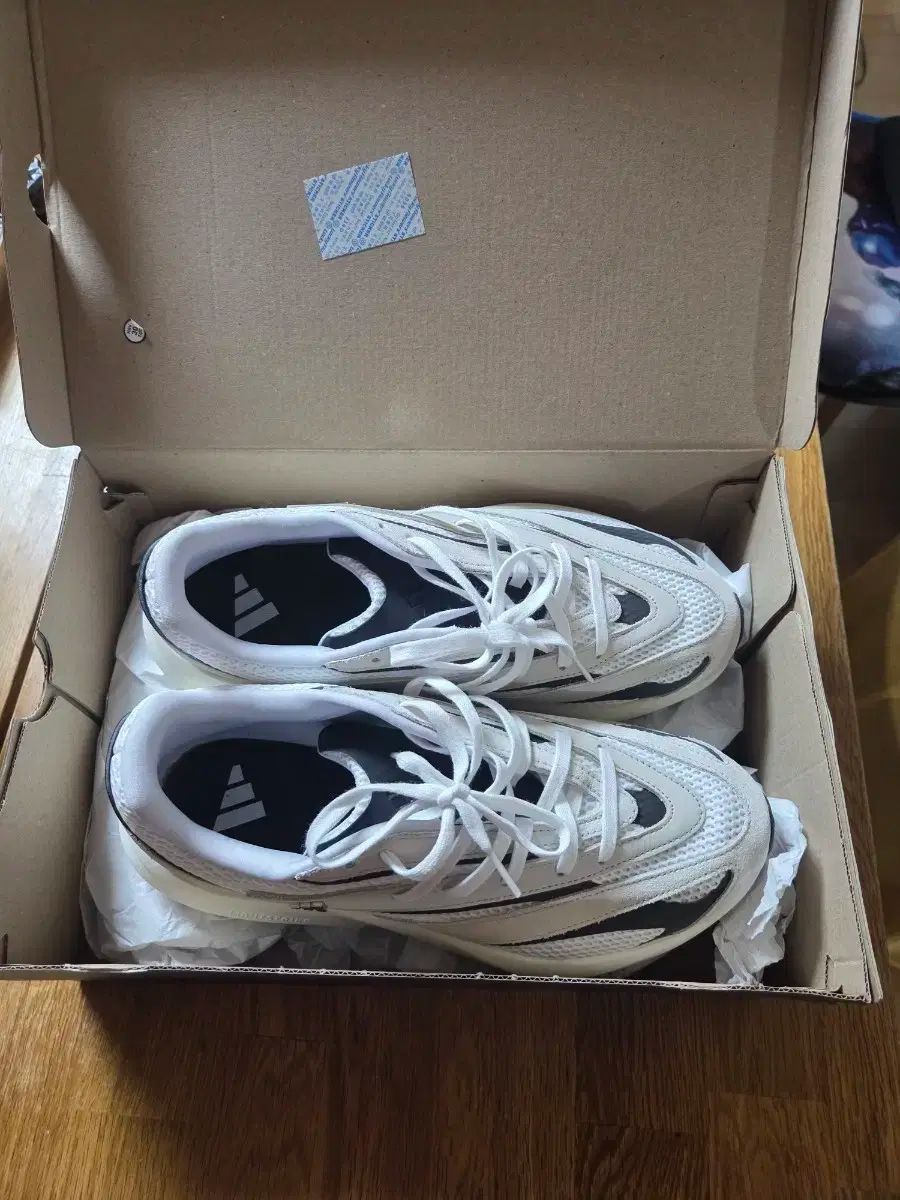 アディダス レイアートブレーザー 270