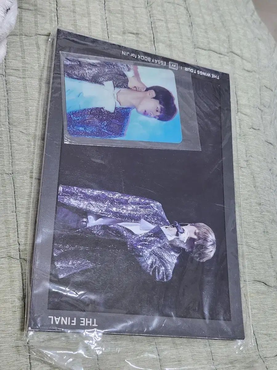 BTS エッセイブック　ジン BTS ジン エッセイブック + トレカ - メルカリ