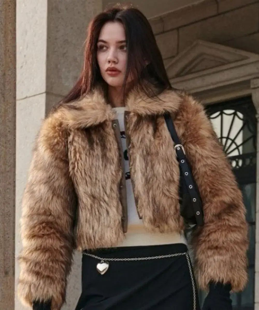 ブラウンファー クロップドジャケット missguided ブラウンファー 