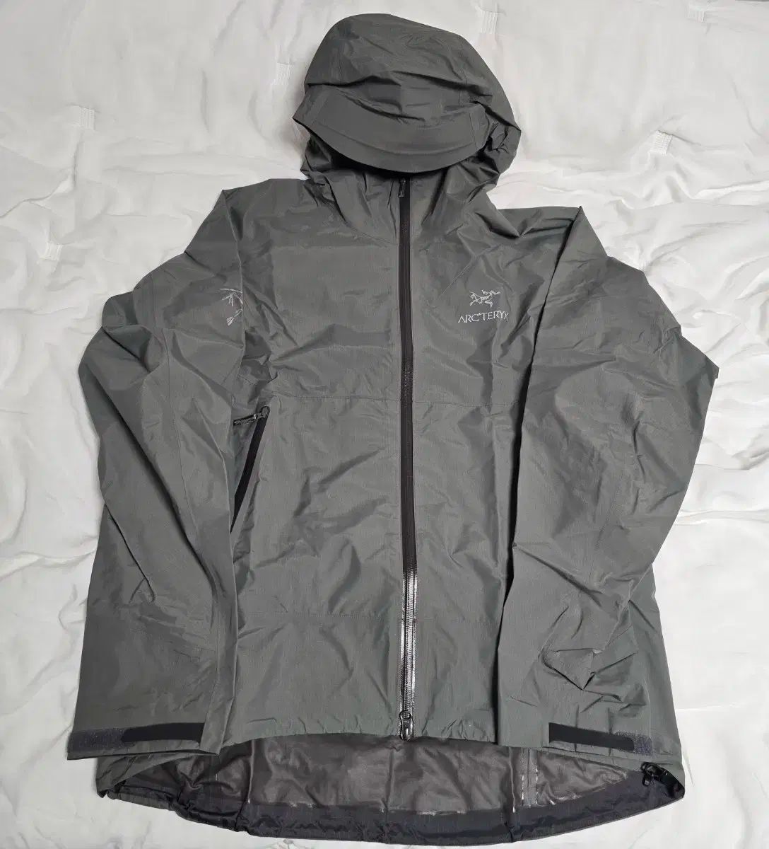 アークテリクス ビームス ゼータ SL ジャケット グレー