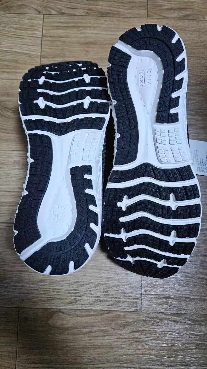  ブルックス グリセリン17 スニーカー 275 mm 登山靴 トレッキングシューズ アウトドアシューズ