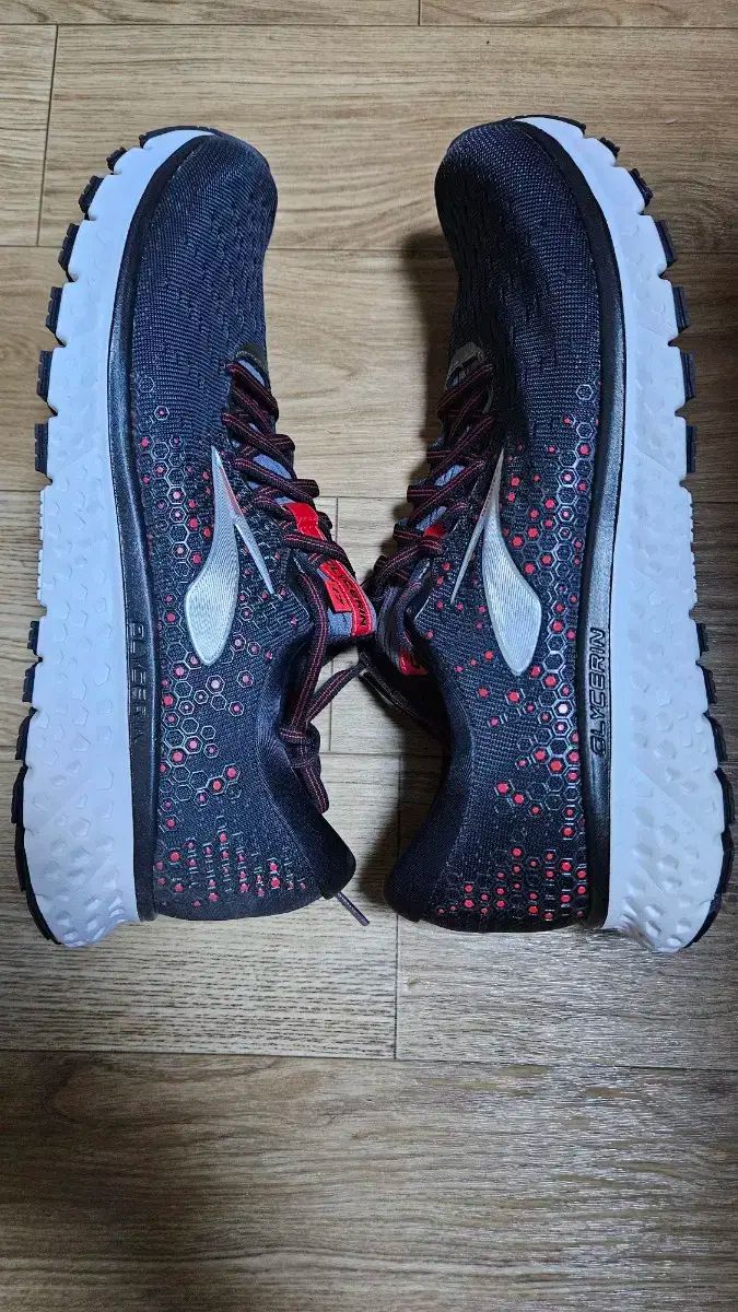 グリセリン17 スニーカー