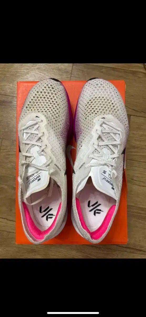 ナイキ ヴェイパーフライ ネクスト 3