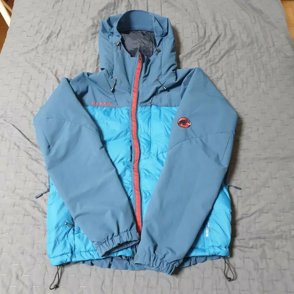 マムート軽量 グース ダウン ジャケット
