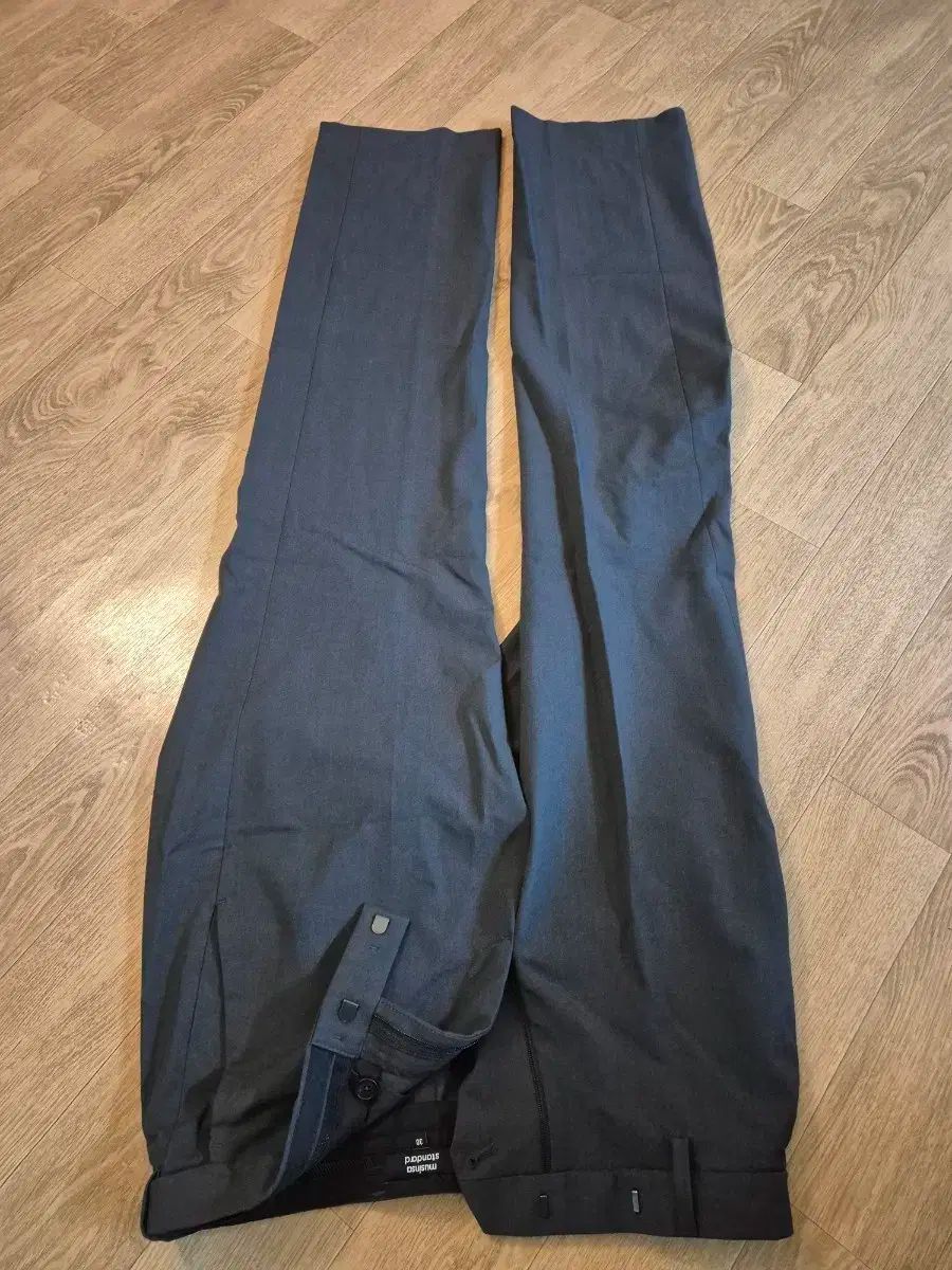 PRADA italy made ワイドスラックス