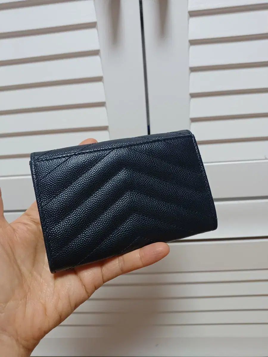 Saint Laurent サンローラン マトラッセ カードウォレット ブラック ゴールド