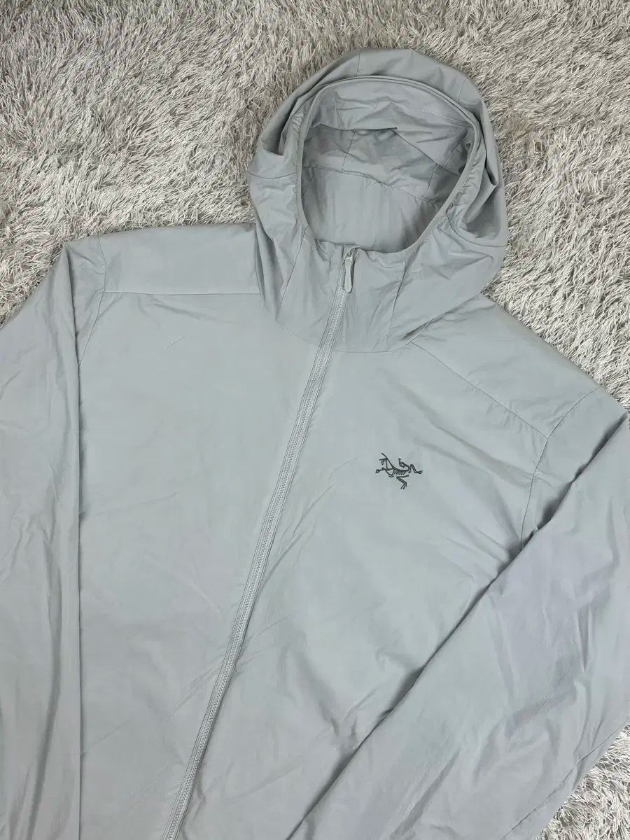 XL ARC TERYX Atom SL Hoody Solitude
