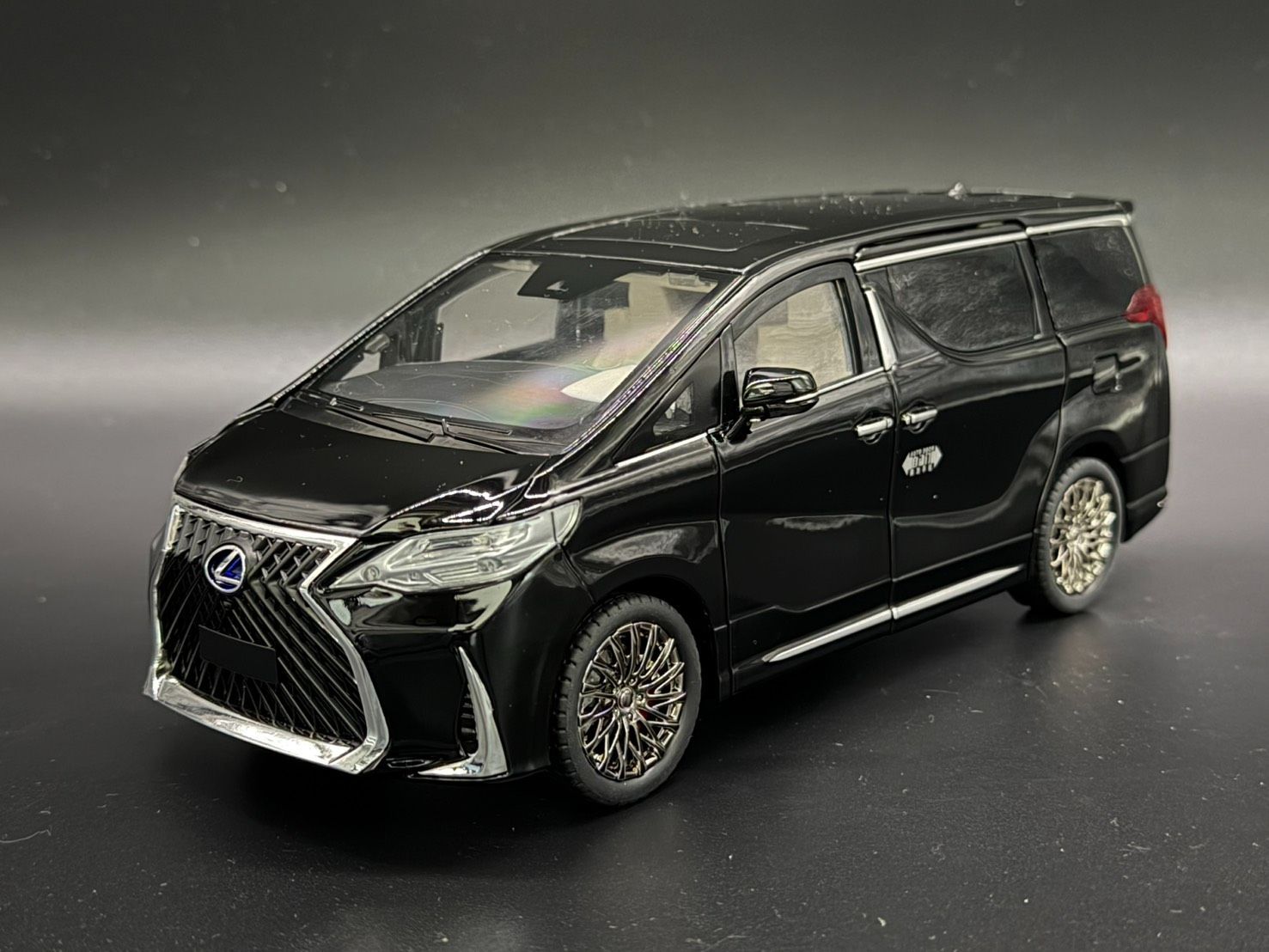 レクサス レクサスLM 300 1 18 ミニカー ブラック H 219
