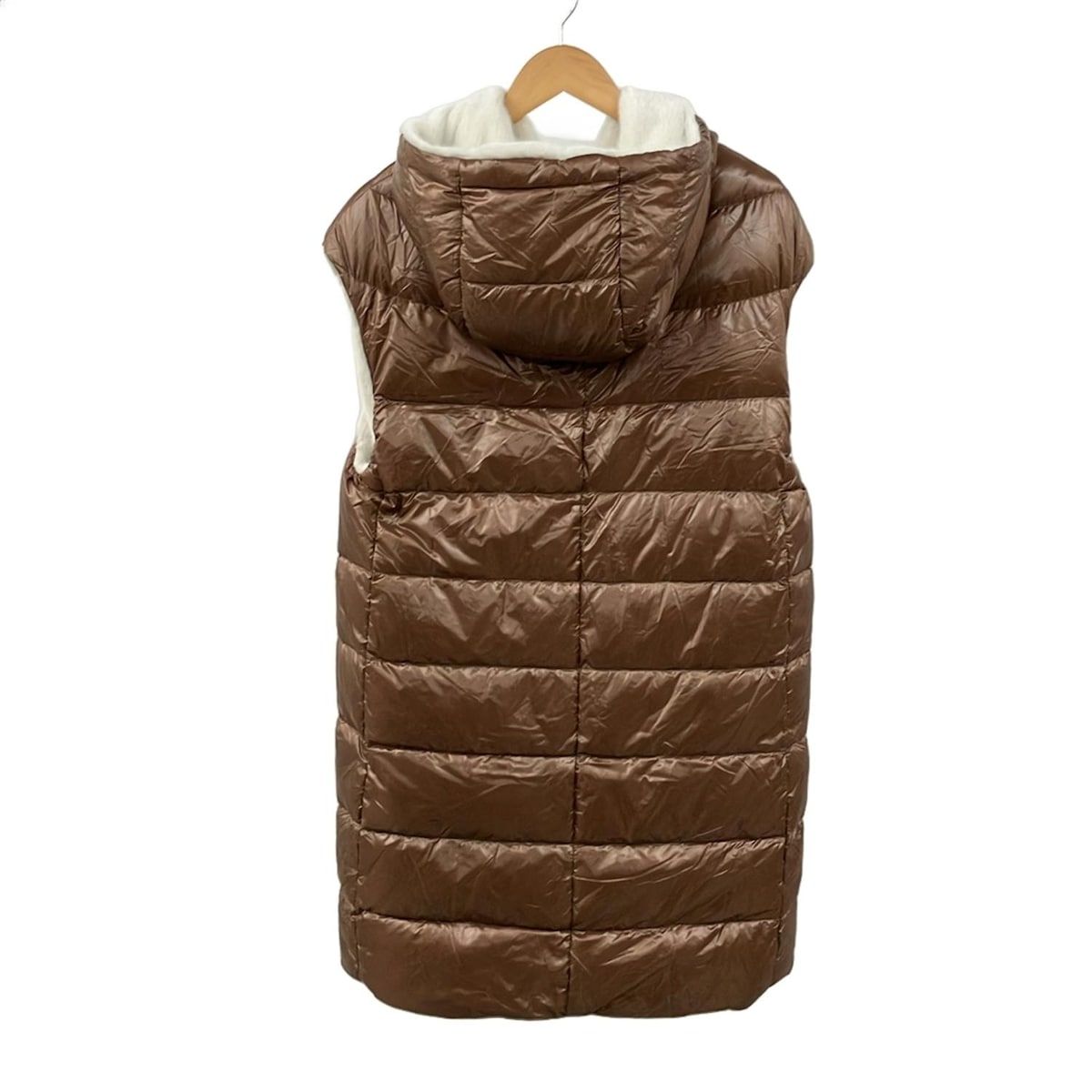 HERNO ヘルノ ダウンベスト サイズ40 M レディース - ブラウン×アイボリー フェイクファー|ロング丈|リバーシブル|冬