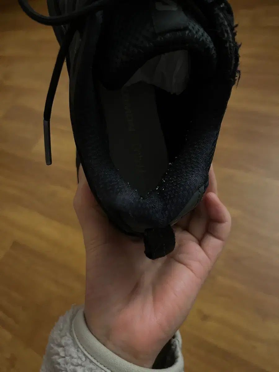 SALOMON サロモン