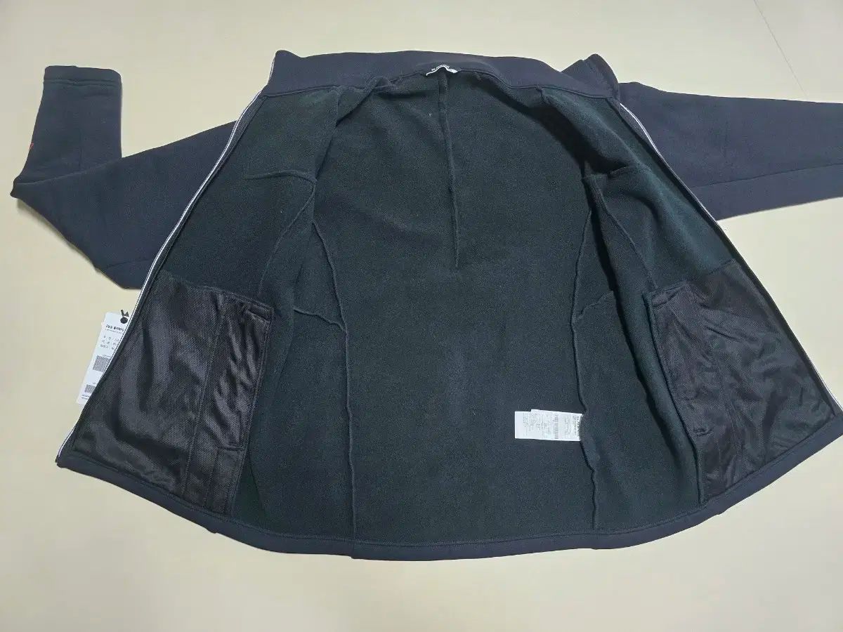 ソフトシェルジャケット