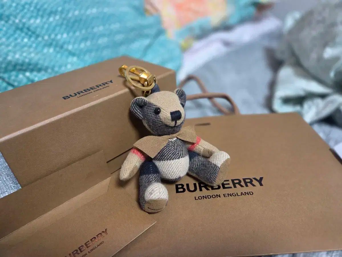 バーバリー トーマス ベア キーホルダー