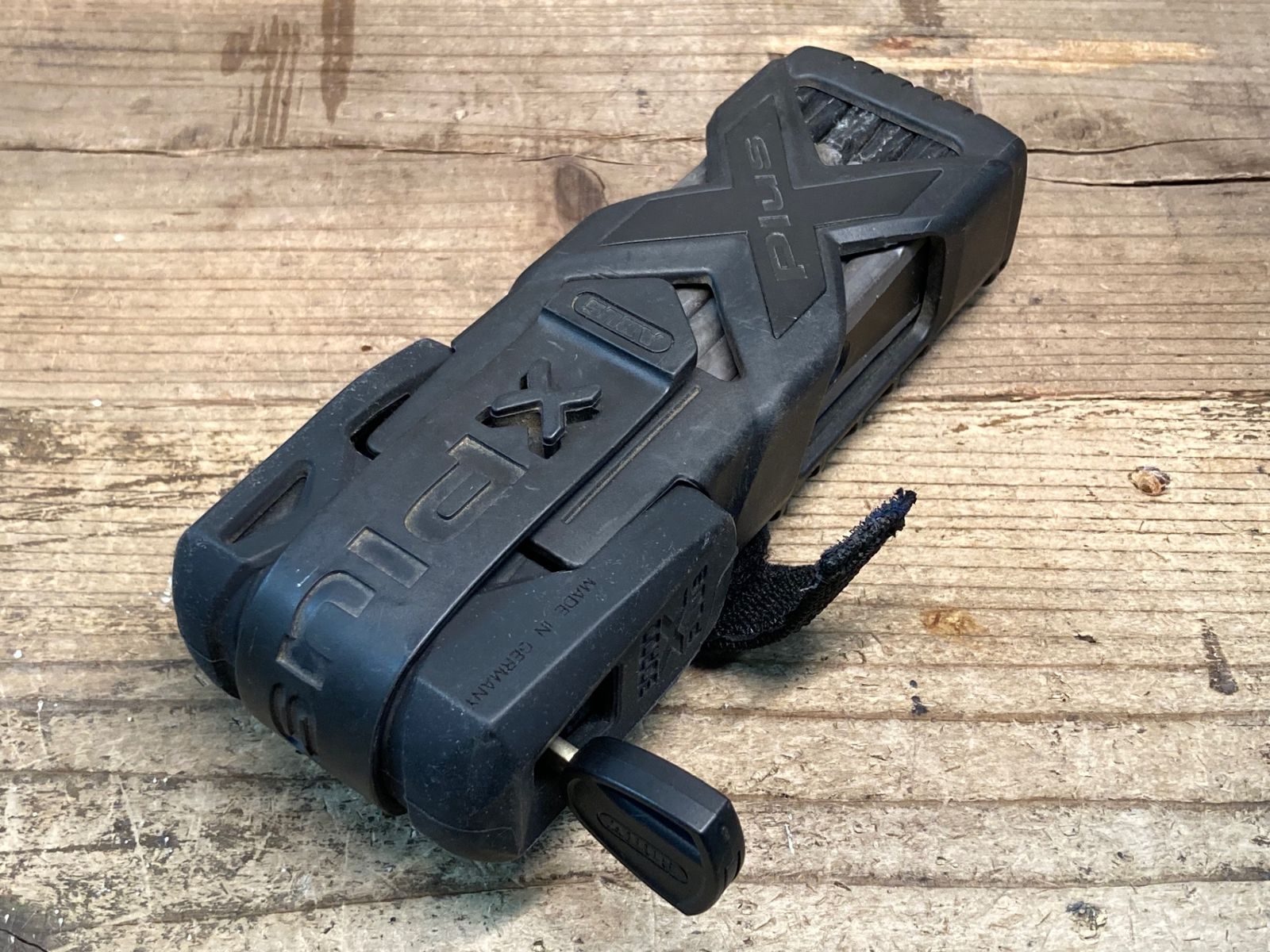 IN503 アブス ABUS Bordo Granit X-Plus 6500 ブレードロック 鍵 黒