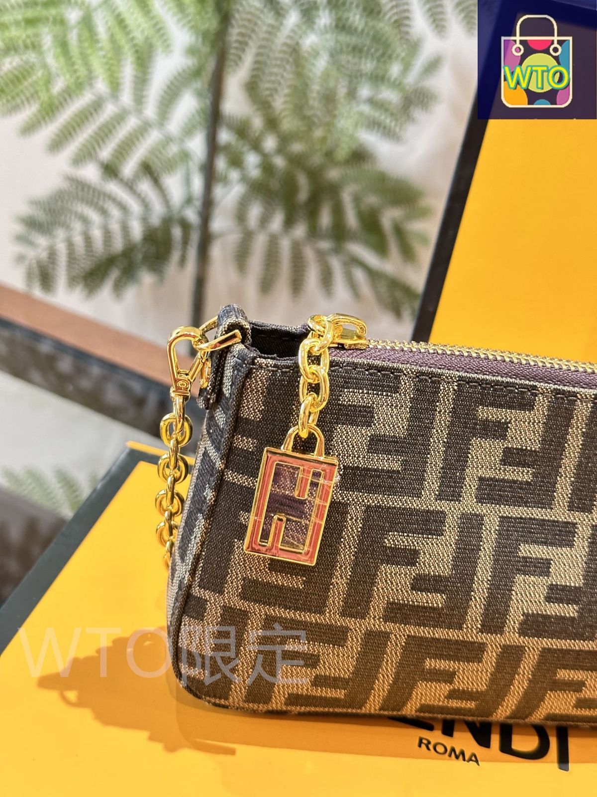 ぷてぃ商品！ 今日特価】Practical Fendi プラクティカルフェンディ デュアル