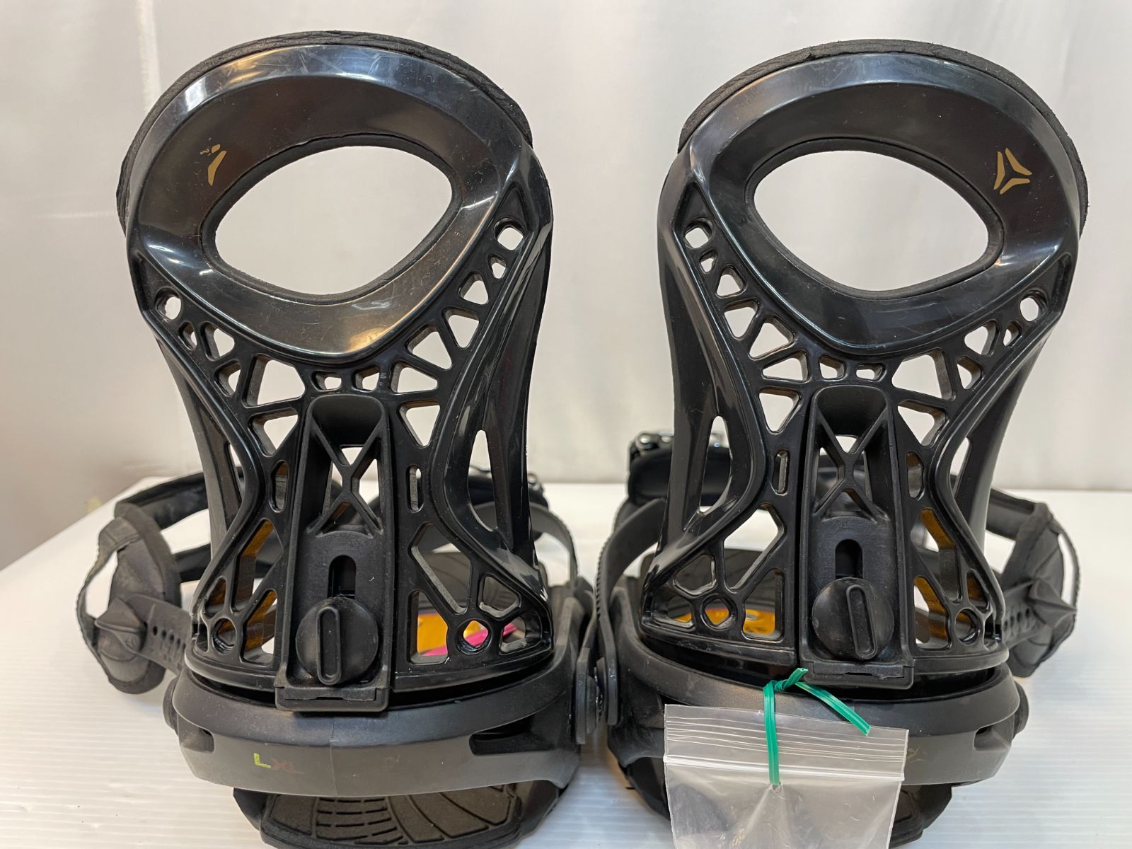 ◆ スノボ バインディング Atomic AiA L/XL サイズ スノーボード ◇ スノボ バインディング Atomic AiA L/XLサイズ スノーボード